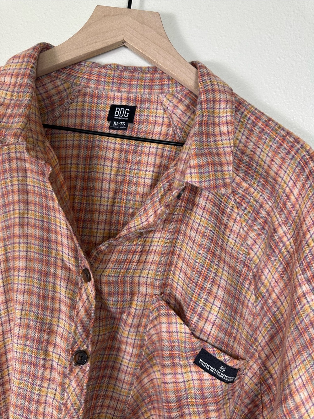 BDG Urban Outfitters Women XL Relaxed Oversized Brendan Pink Plaid Flannel Shirt - Picture 4 of 6
